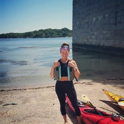 Profile Picture of Jessie Sterling (@JeSter1ing) on Twitter