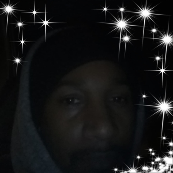 Profile Picture of Marlowe Matthews (@marlowematthews) on Poshmark