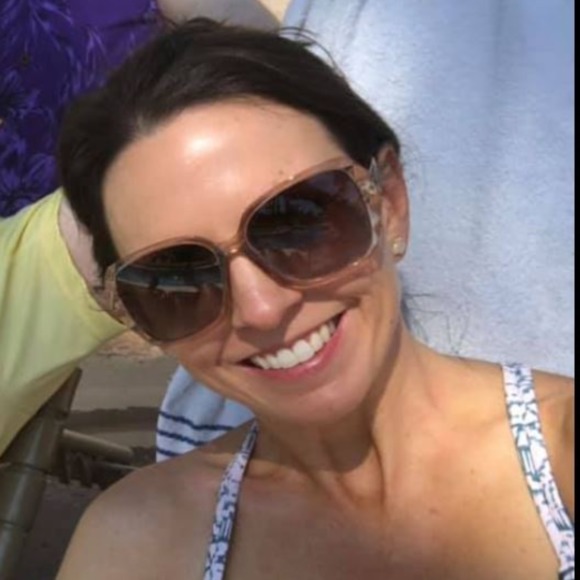 Profile Picture of Emily Hammatt (@eknigh2) on Poshmark