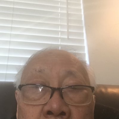 Profile Picture of Warren Chow (@WarrenChow8) on Twitter