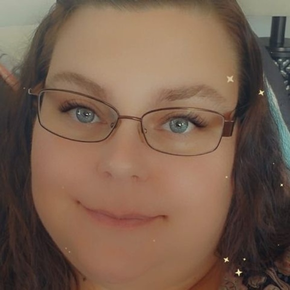 Profile Picture of Andrea Bartels (@eyore2180) on Poshmark