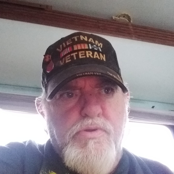 Profile Picture of Larry Pace (@lapace60) on Poshmark