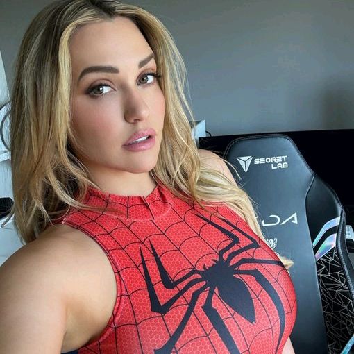 Profile Picture of Rose Dupont (@rosedupont86) on Tiktok