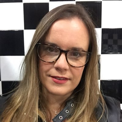 Profile Picture of Aimee De Van (@aimeebeanie) on Twitter