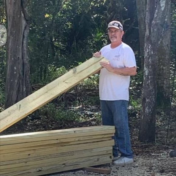 Profile Picture of Edward Knapp (@edward_knapp) on Poshmark