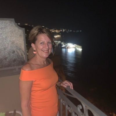Profile Picture of Michelle Barron  💙 (@michellebarron_) on Twitter