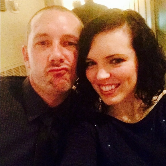 Profile Picture of Ashley Steinberger (@ashleystein28) on Poshmark