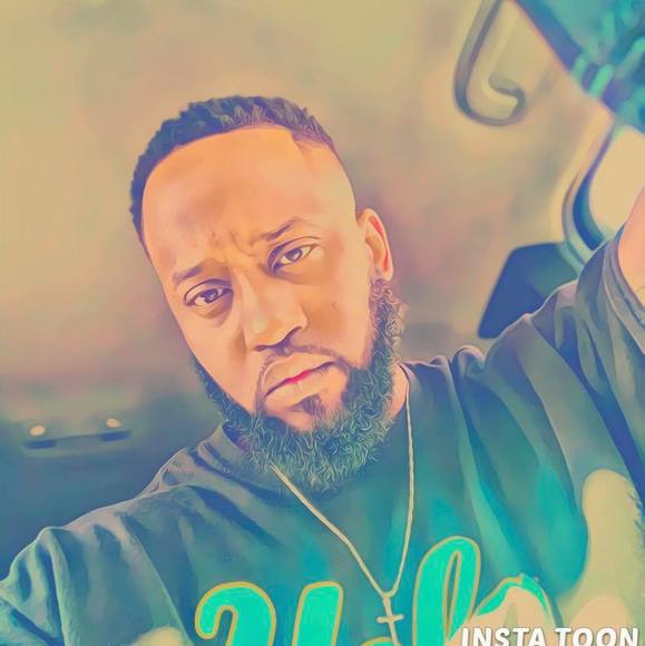 Profile Picture of Larnell Beasley (@beasleyfamily29) on Poshmark