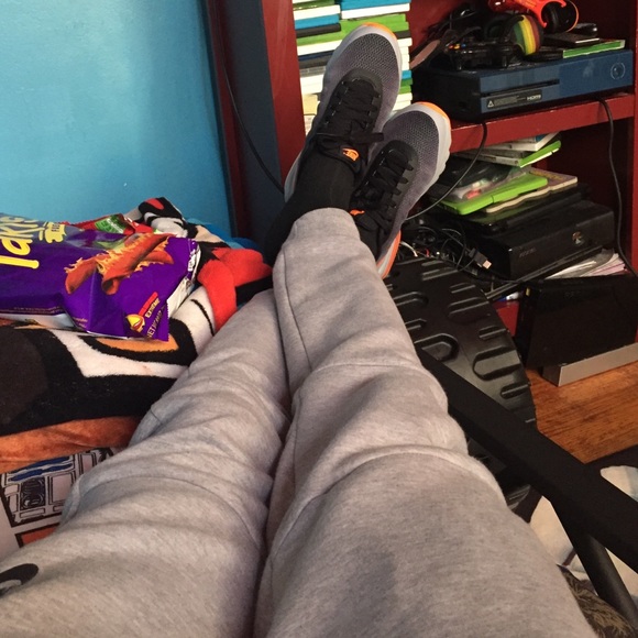 Michael Merancia - Poshmark Profile Picture of Michael Merancia (@citychicago) on Poshmark