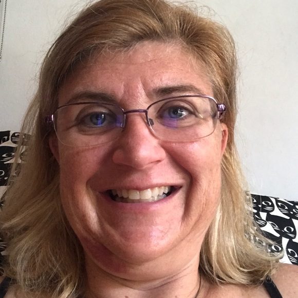 Profile Picture of Marianne Mccarthy (@mmm43) on Poshmark