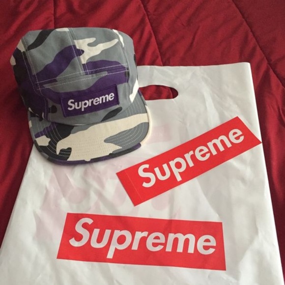 Profile Picture of Alex Mealor (@alexmealor2000) on Poshmark