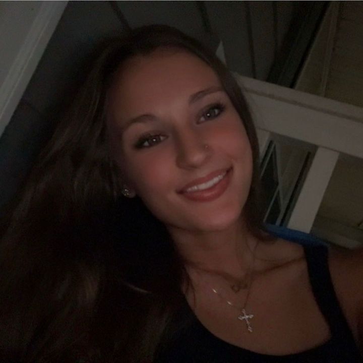 Profile Picture of   Alyssa McGee... (@alyssaa.mcgeeee) on Tiktok
