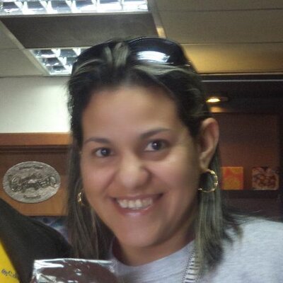 Profile Picture of Andrea Padrón (@andreapadron81) on Twitter