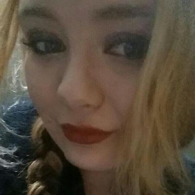 Profile Picture of Anna Negaard (@dyke_anna) on Twitter