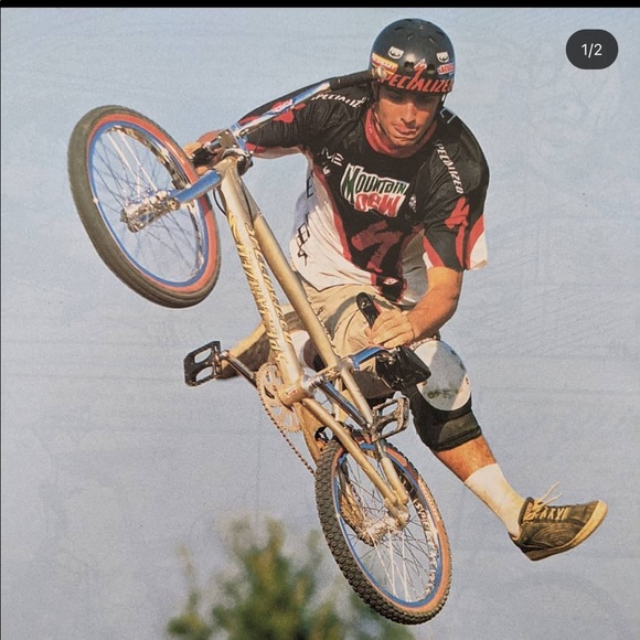 Profile Picture of Jonathan Miller (@milljon4) on Poshmark