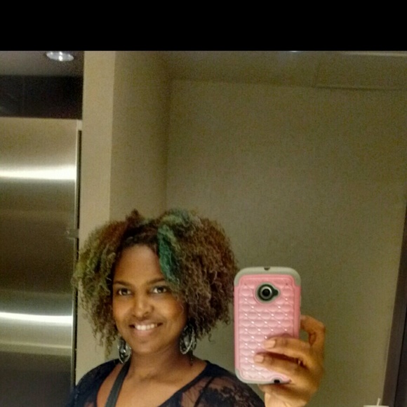 Profile Picture of Desirae Chism (@dcdenise7) on Poshmark