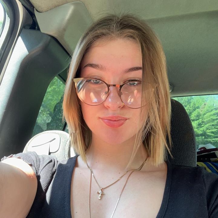 Profile Picture of Alexis Smith (@@alexissmith114) on Tiktok