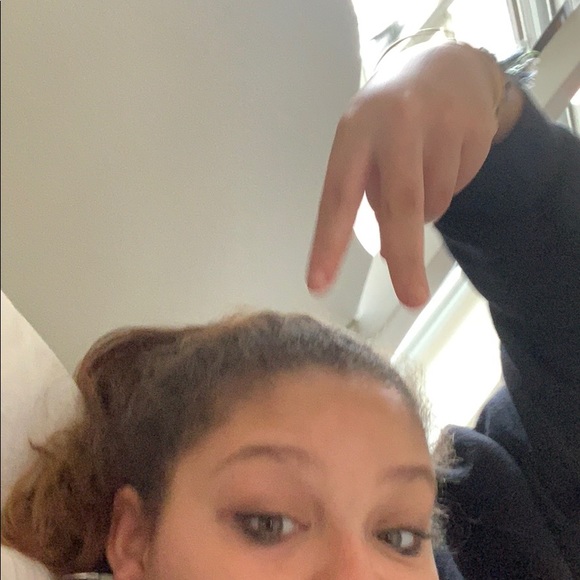 Profile Picture of Emmaemma Rennock (@erennock) on Poshmark