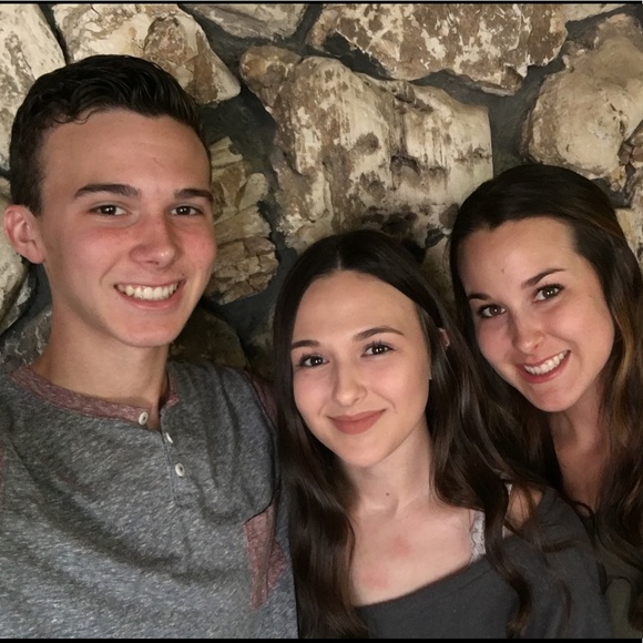 Profile Picture of Luke Humecky (@lukehumecky) on Poshmark