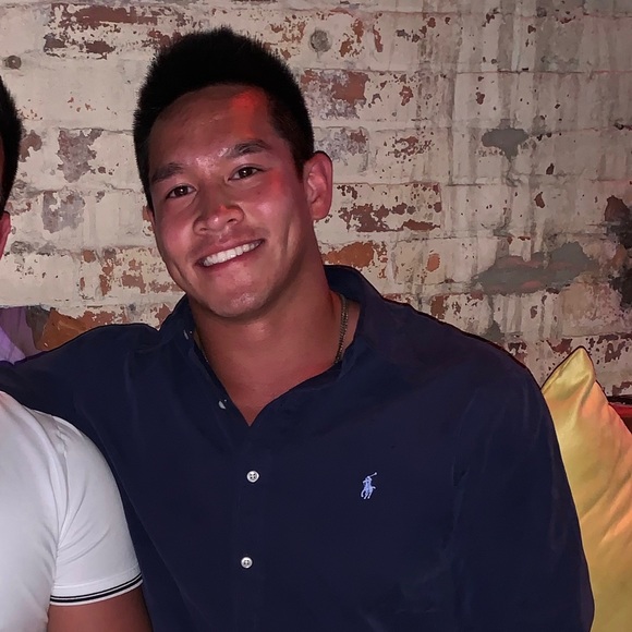 Profile Picture of Bradley Tran (@btran47) on Poshmark