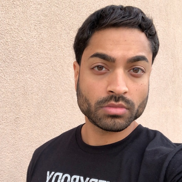 Profile Picture of Ahmed Anwarullah (@aanwarul) on Poshmark