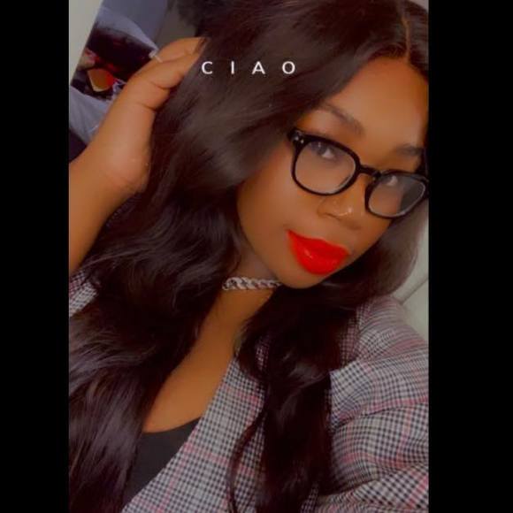 Profile Picture of Kayla Irby (@kayla_irby) on Poshmark