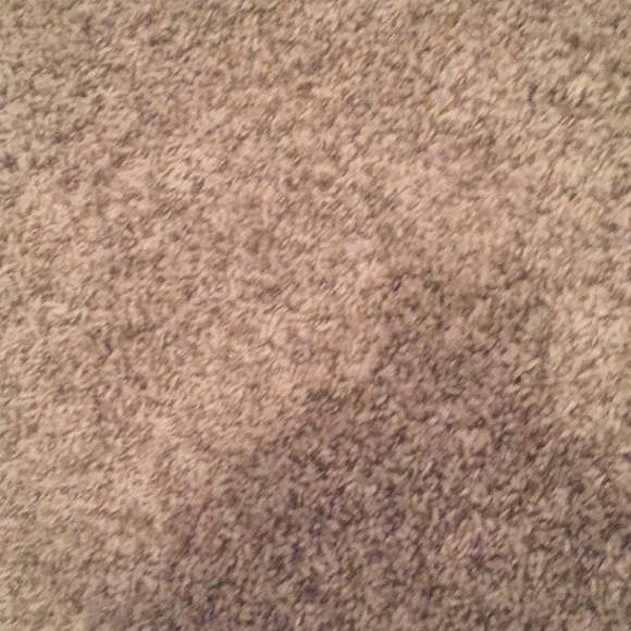 Profile Picture of Rachel Romanski (@rjromamski) on Poshmark