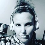 Profile Picture of Taryn (Danielson) Dufault (@taryn_dufault_art) on Instagram