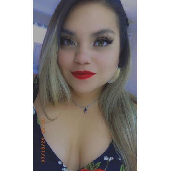 Profile Picture of Korina Avitia (@avitia_dillery) on Poshmark