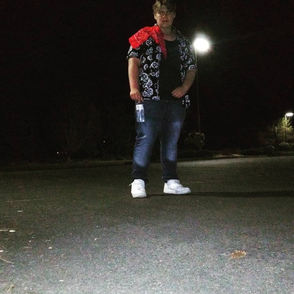 Profile Picture of Andrew Adkinson (@andrew_adkinson) on Poshmark