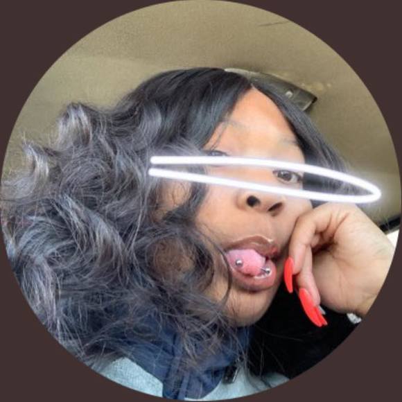 Profile Picture of Quassi Quassi (@quasierra) on Poshmark