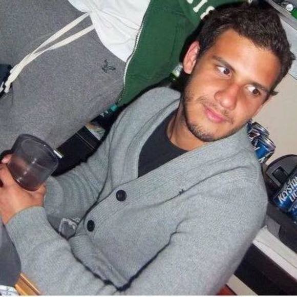 Profile Picture of Raphael Barbetta o. sousa (@rbos_billy) on Poshmark