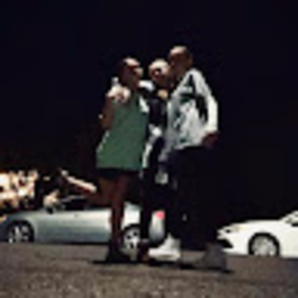 Profile Picture of Camille Sarkkinen (@csarkkinen) on Poshmark