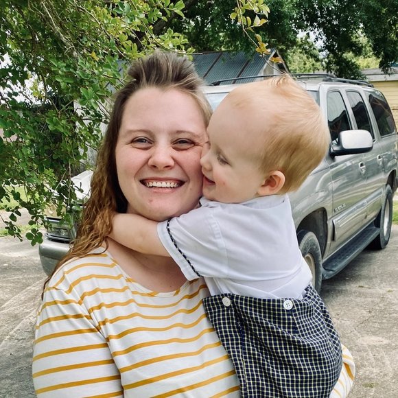 Profile Picture of Hannah Derise (@iamthemrsderise) on Poshmark