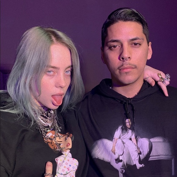 Profile Picture of Joel Tovar (@joeltovar) on Poshmark