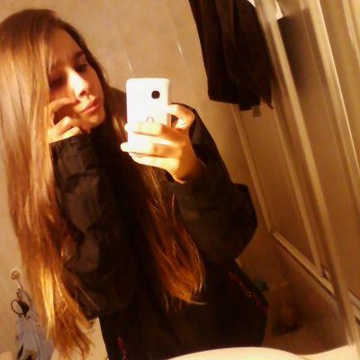 Profile Picture of Paula Solis (@paulasolis2000) on Twitter