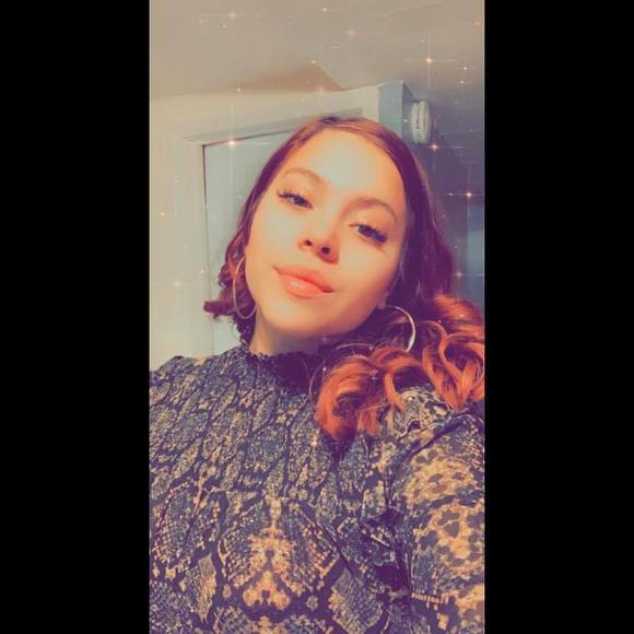 Profile Picture of Anacely Diaz (@anacely_diaz) on Poshmark
