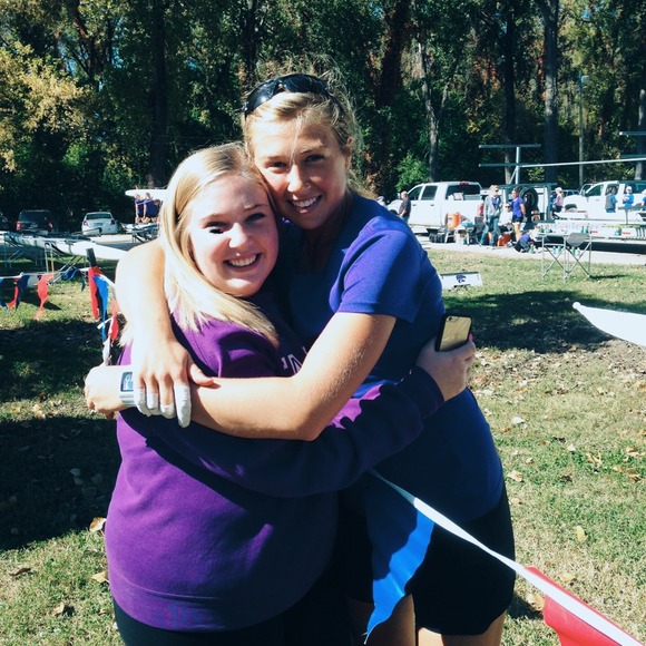 Profile Picture of Natalie Dykmann (@nataliedykmann) on Poshmark