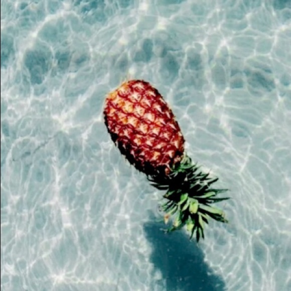 Profile Picture of Kyra Breihof (@kyrabreihof) on Poshmark