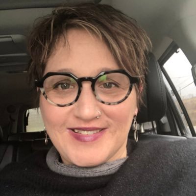 Profile Picture of Julia Indalecio (@guamgirl66) on Twitter