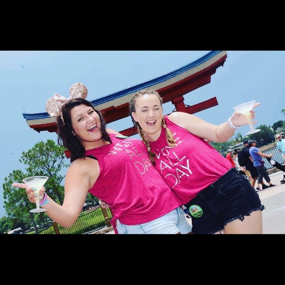 Profile Picture of Jenna Milner (@jenna_milner) on Poshmark