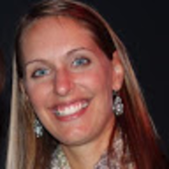 Profile Picture of Jessica Duthie (@jessicaduthie) on Poshmark