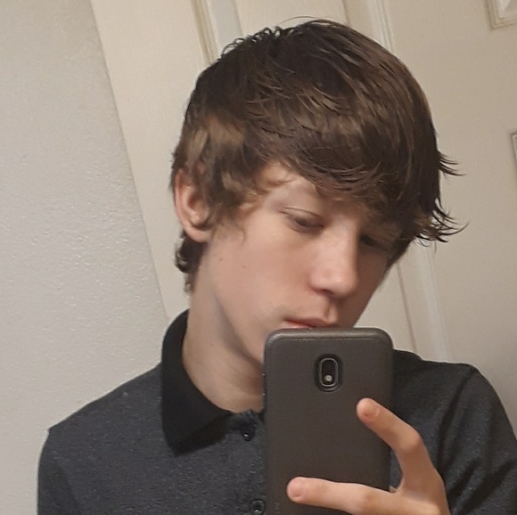 Profile Picture of Joseph Alexander (@joseph953) on Poshmark