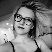 Profile Picture of Mari Kim (@marikim7104) on Youtube