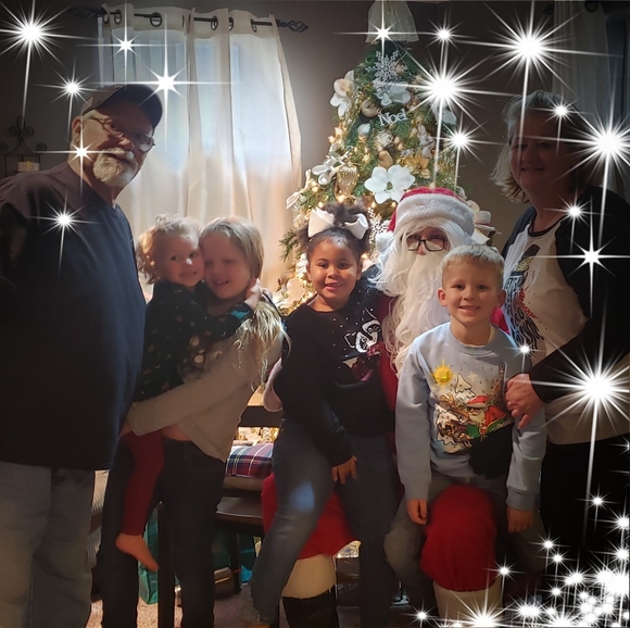 Profile Picture of Donna Brunner (@mamabrunner) on Poshmark