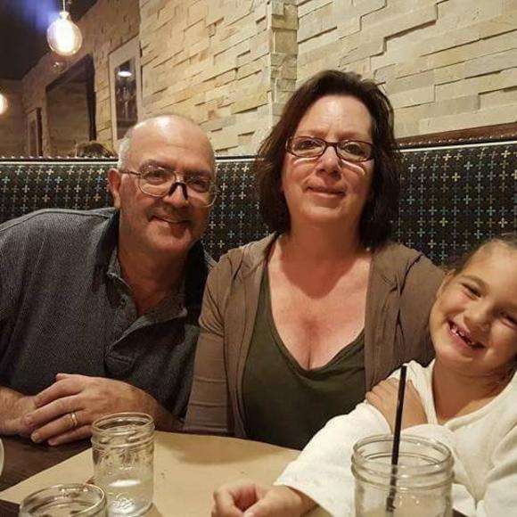 Profile Picture of Cindy Patraw (@cp59) on Poshmark