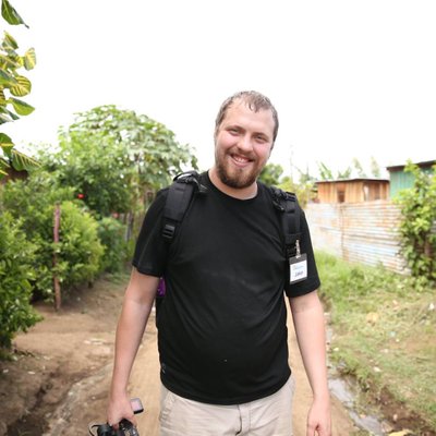 Profile Picture of Jake Embry (@StateFarmJake21) on Twitter