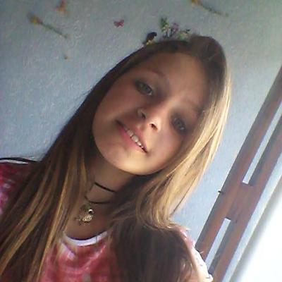 Profile Picture of Jenny..'-' (@jenny_stefani10) on Twitter