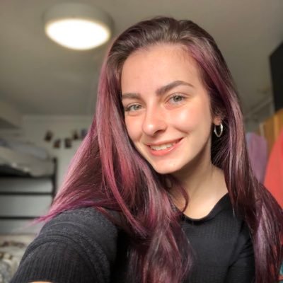 Profile Picture of Nicole🍭 (@ngallagher123) on Twitter