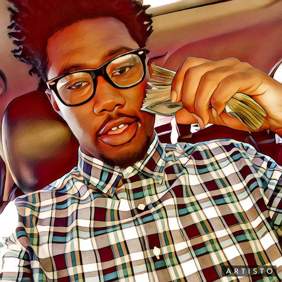 Profile Picture of James Lindsey (@jamesdlarkin) on Poshmark